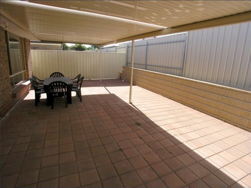 10 Kari Crescent, Huntfield Heights SA 5163