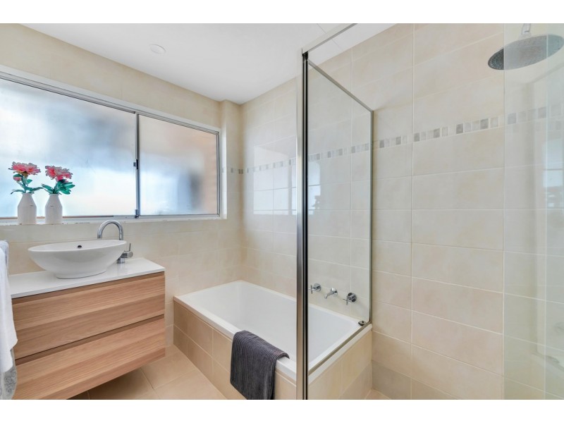 40 Glenhelen Road, Morphett Vale SA 5162