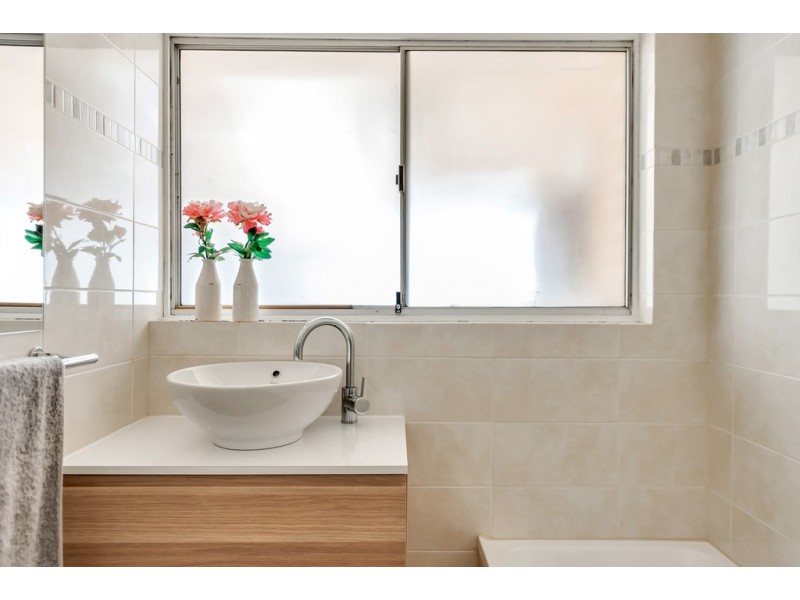 40 Glenhelen Road, Morphett Vale SA 5162