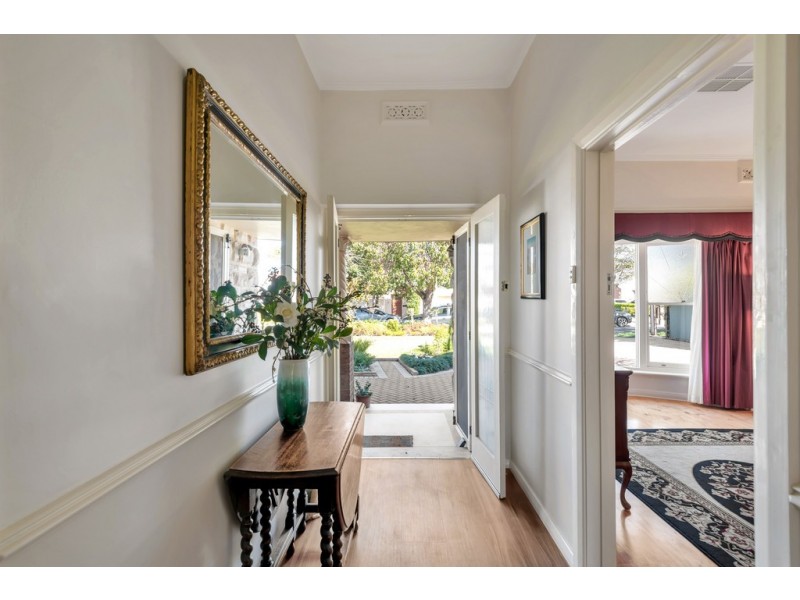 11 Wilson Terrace, Glenelg East SA 5045