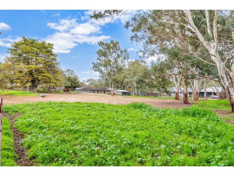 7 Jordan Avenue, Happy Valley SA 5159