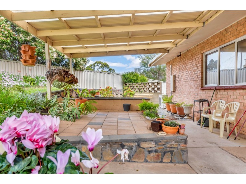 7 Jordan Avenue, Happy Valley SA 5159