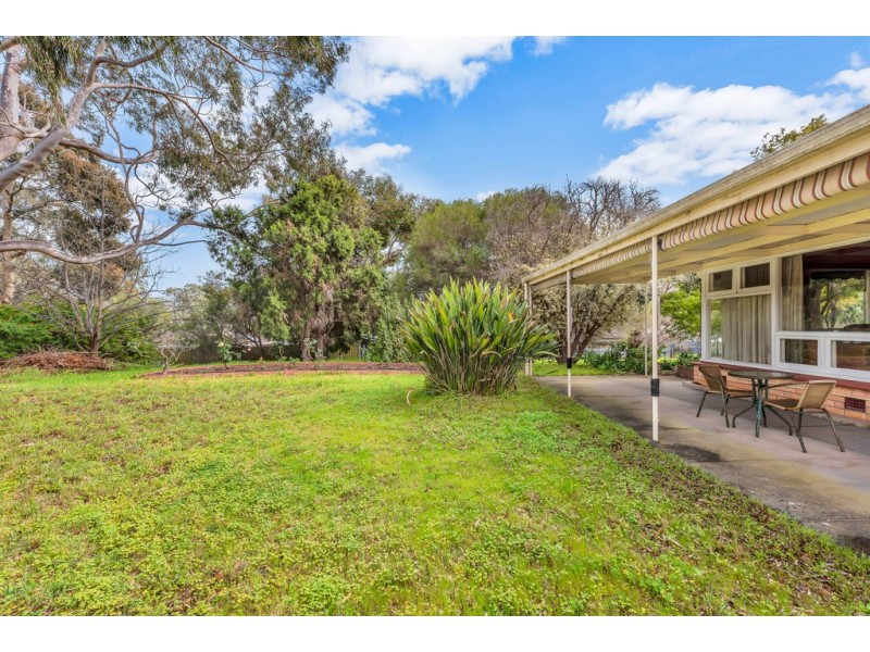 7 Jordan Avenue, Happy Valley SA 5159