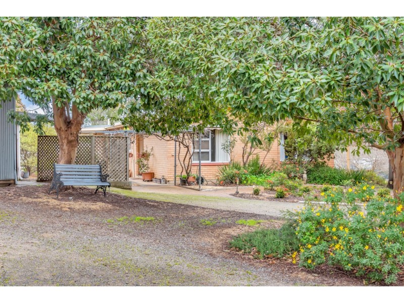 7 Jordan Avenue, Happy Valley SA 5159