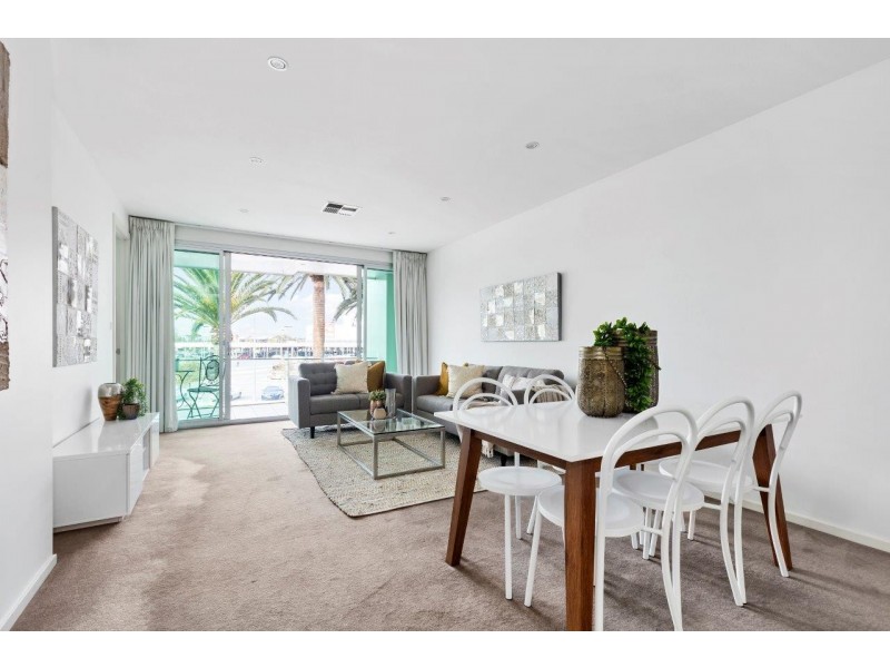 15/155 Brebner Drive, West Lakes SA 5021