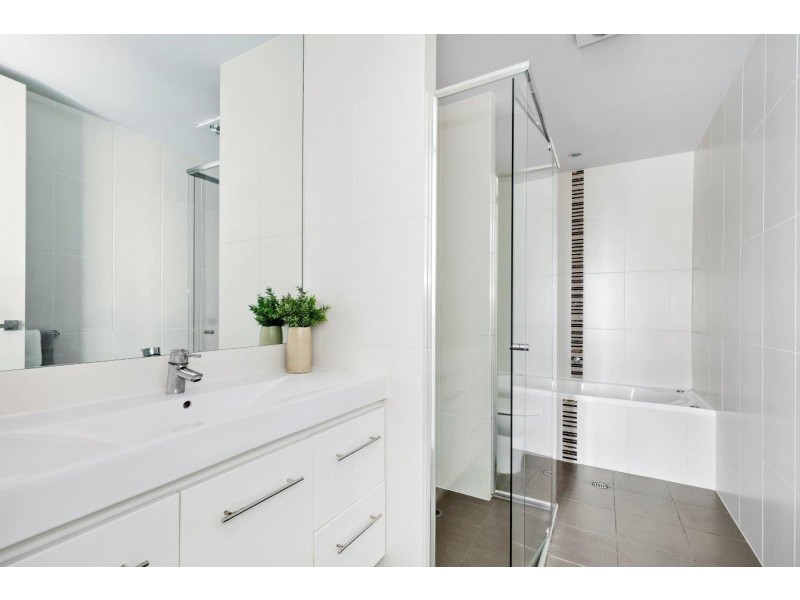 15/155 Brebner Drive, West Lakes SA 5021