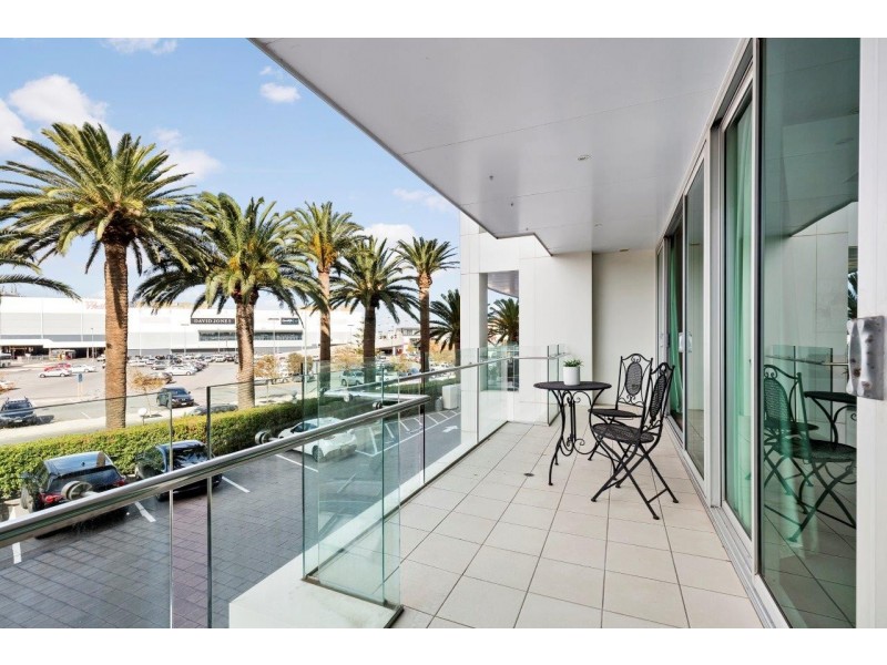 15/155 Brebner Drive, West Lakes SA 5021