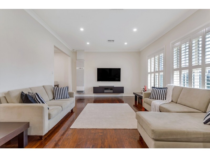 15 Carnarvon Avenue, Glenelg North SA 5045