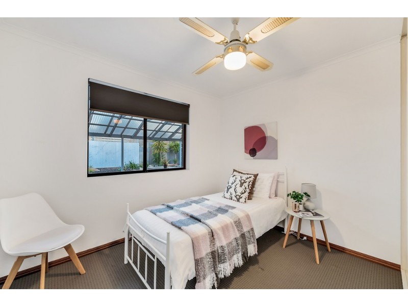 17 Bollard Street, Seaford SA 5169
