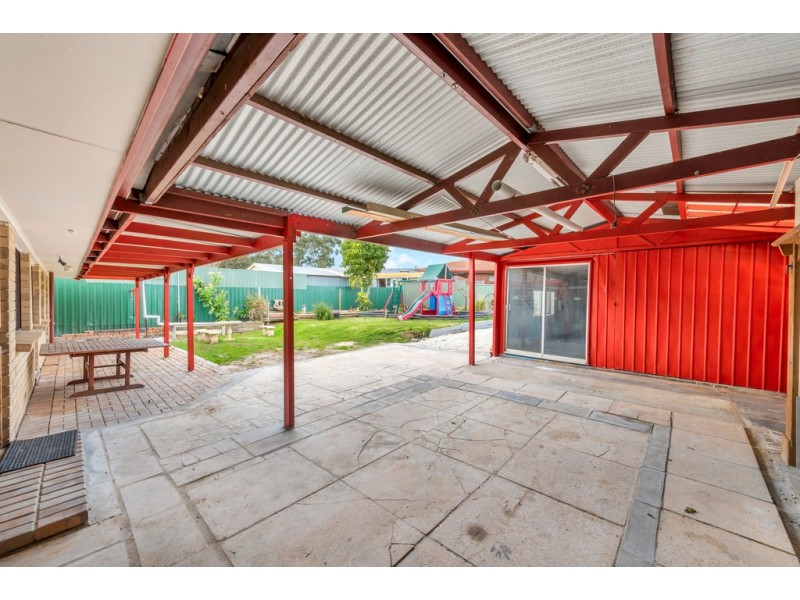 4 Burke Street, Hackham SA 5163