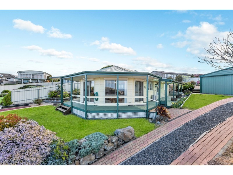 23 Blue Whale Court, Encounter Bay SA 5211