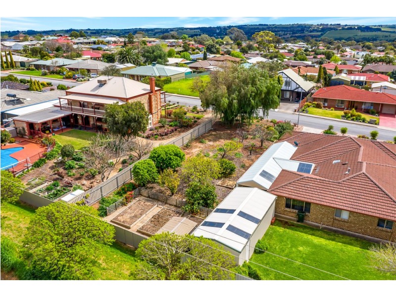 54 Valley View Drive, Mclaren Vale SA 5171