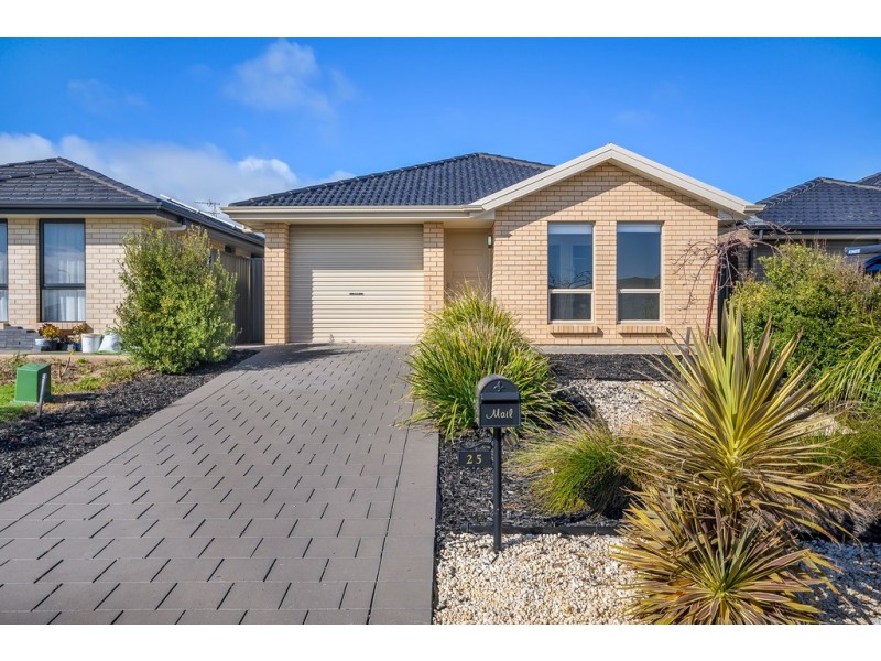 25 Karko Drive, Moana SA 5169