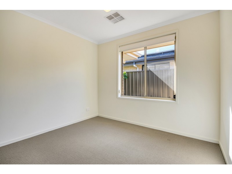 25 Karko Drive, Moana SA 5169