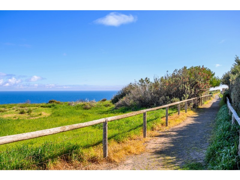 25 Karko Drive, Moana SA 5169