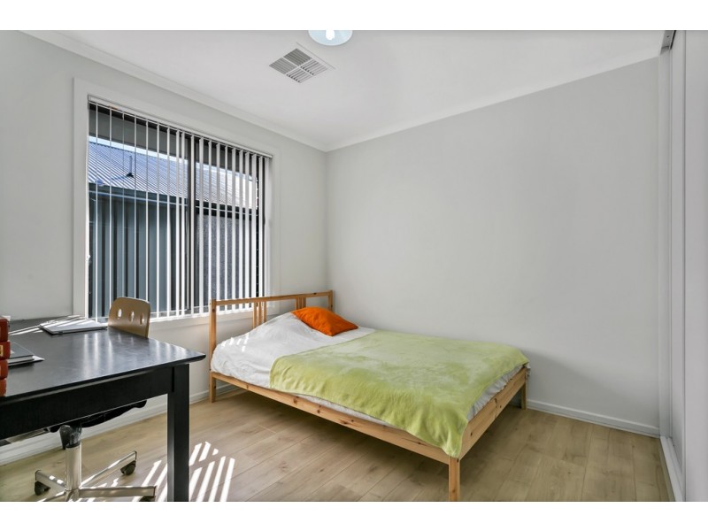 64 Brenton Street, Morphett Vale SA 5162