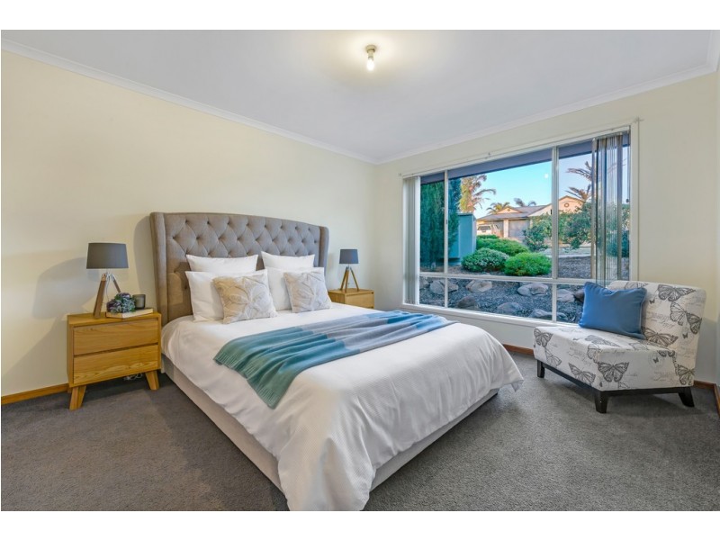 62 Grand Boulevard, Seaford Rise SA 5169