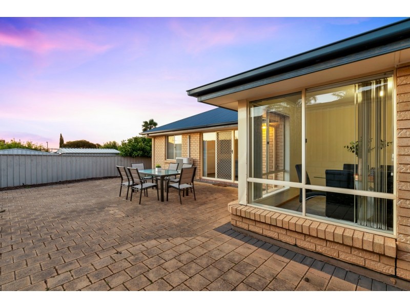62 Grand Boulevard, Seaford Rise SA 5169