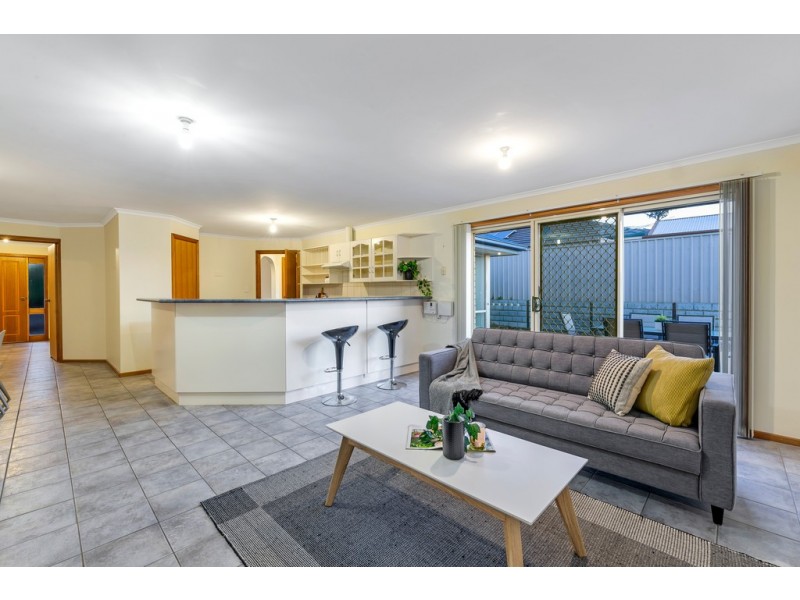 62 Grand Boulevard, Seaford Rise SA 5169