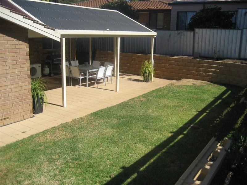 25 Magnolia Ave, Happy Valley SA 5159