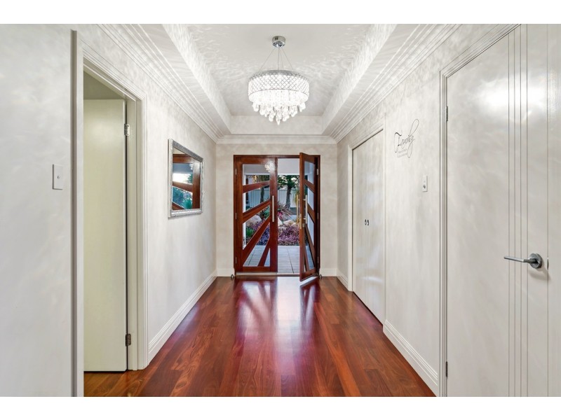 9 Treetop Rise, Chandlers Hill SA 5159