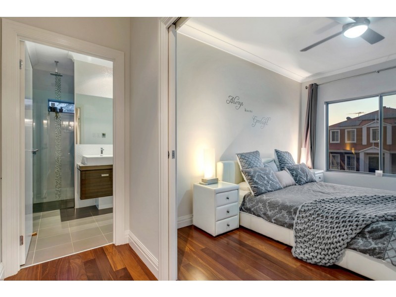 9 Treetop Rise, Chandlers Hill SA 5159