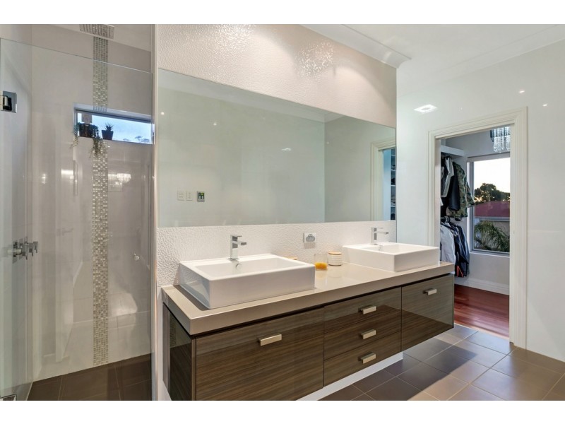 9 Treetop Rise, Chandlers Hill SA 5159