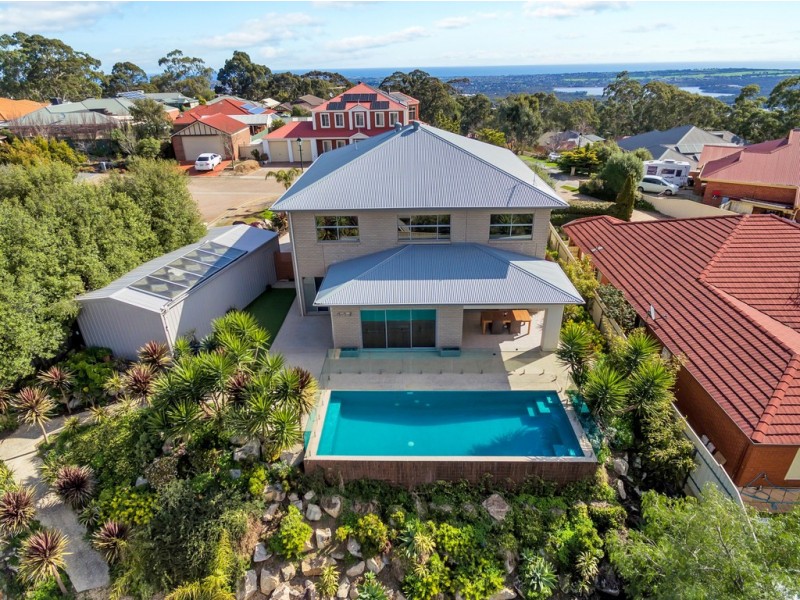 9 Treetop Rise, Chandlers Hill SA 5159