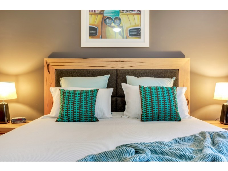 4 Malcolm Road, Flagstaff Hill SA 5159