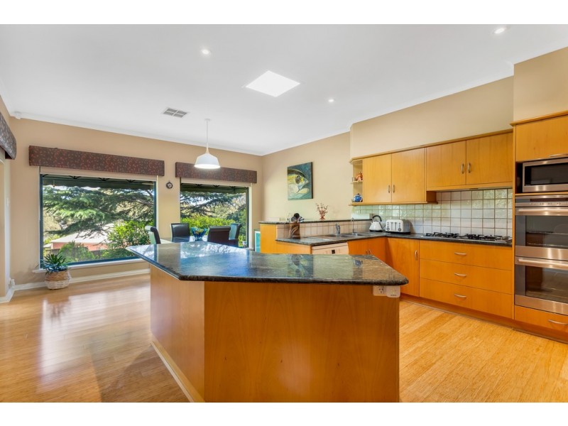 4 Malcolm Road, Flagstaff Hill SA 5159