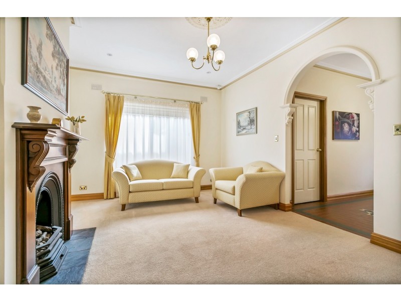 25 Burgundy Way, Glengowrie SA 5044