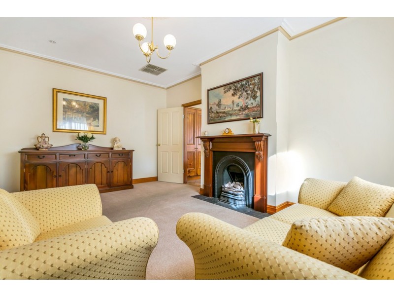 25 Burgundy Way, Glengowrie SA 5044