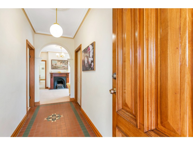 25 Burgundy Way, Glengowrie SA 5044