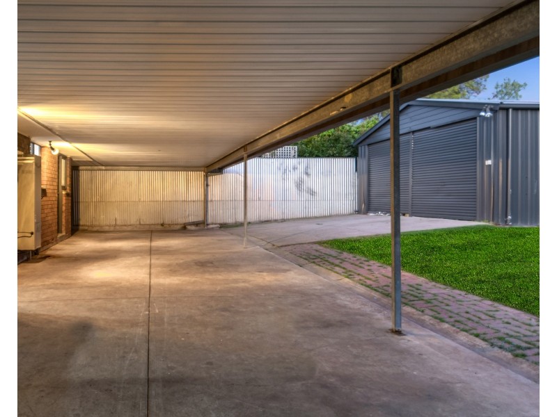 73 Regency Road, Happy Valley SA 5159