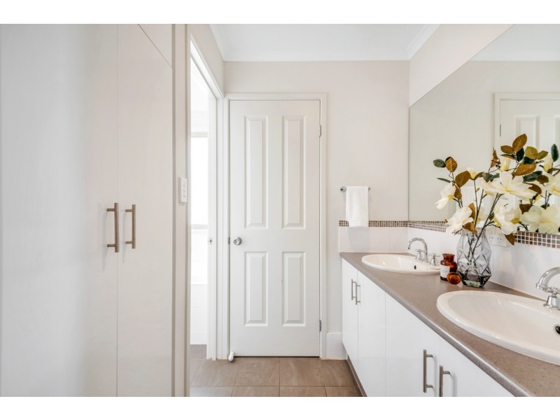 17 Cascabel Way, Noarlunga Downs SA 5168