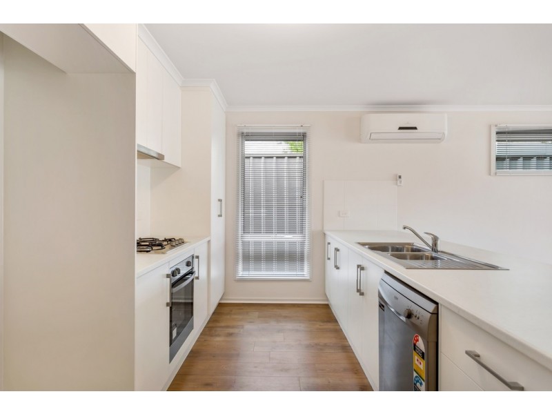 35 Greenbank Grove, Hackham West SA 5163