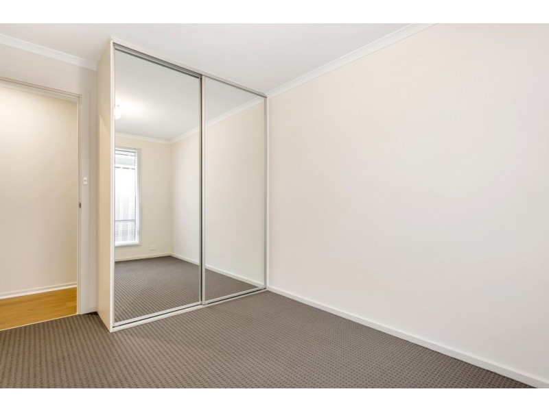 35 Greenbank Grove, Hackham West SA 5163