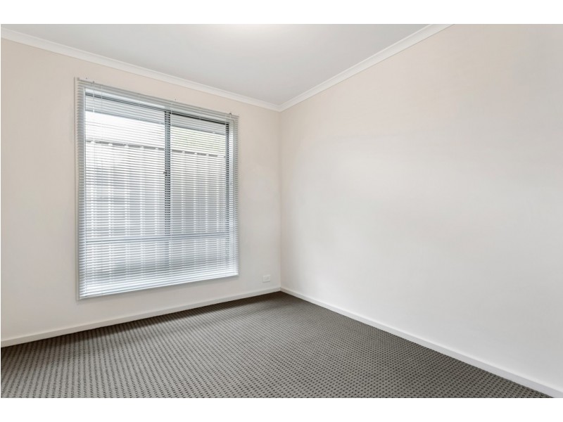 35 Greenbank Grove, Hackham West SA 5163