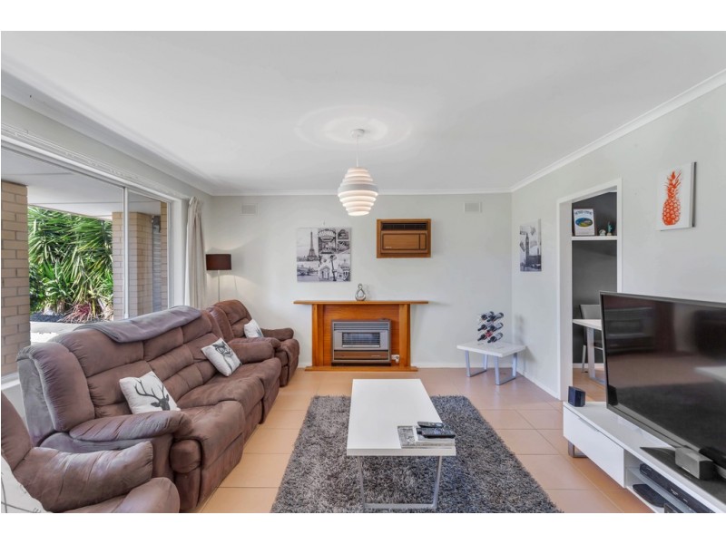 4 Kimberly Way, Happy Valley SA 5159