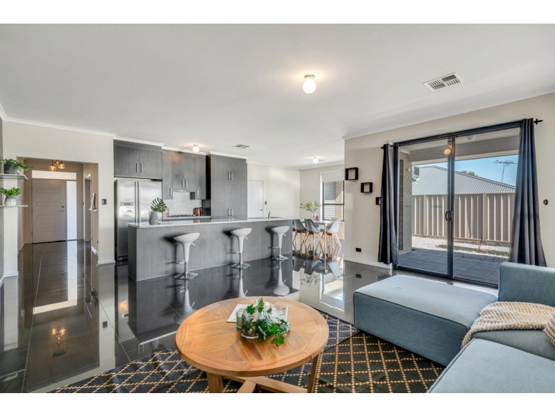 68 Beachport Road, Seaford Rise SA 5169