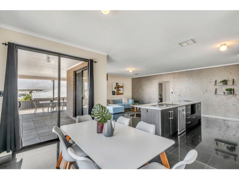 68 Beachport Road, Seaford Rise SA 5169