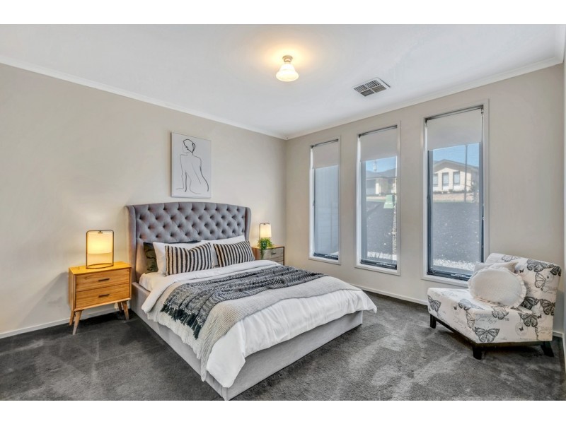 68 Beachport Road, Seaford Rise SA 5169