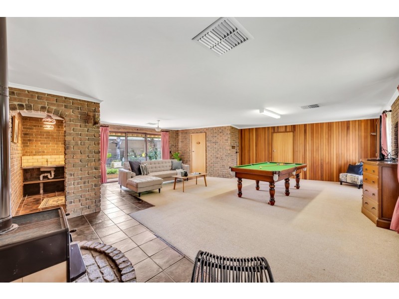 3 Graves Avenue, Reynella East SA 5161