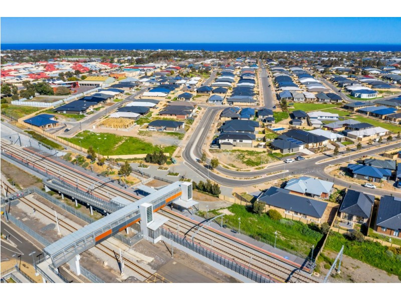 90 Prow Drive, Seaford Meadows SA 5169