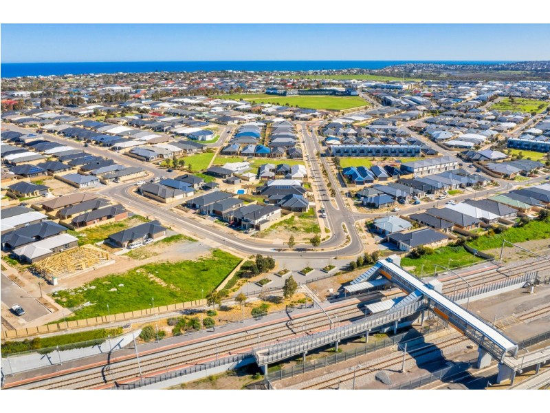 90 Prow Drive, Seaford Meadows SA 5169