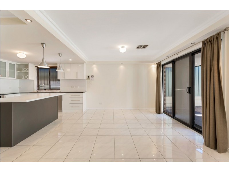 17 Mierisch Court, Morphett Vale SA 5162
