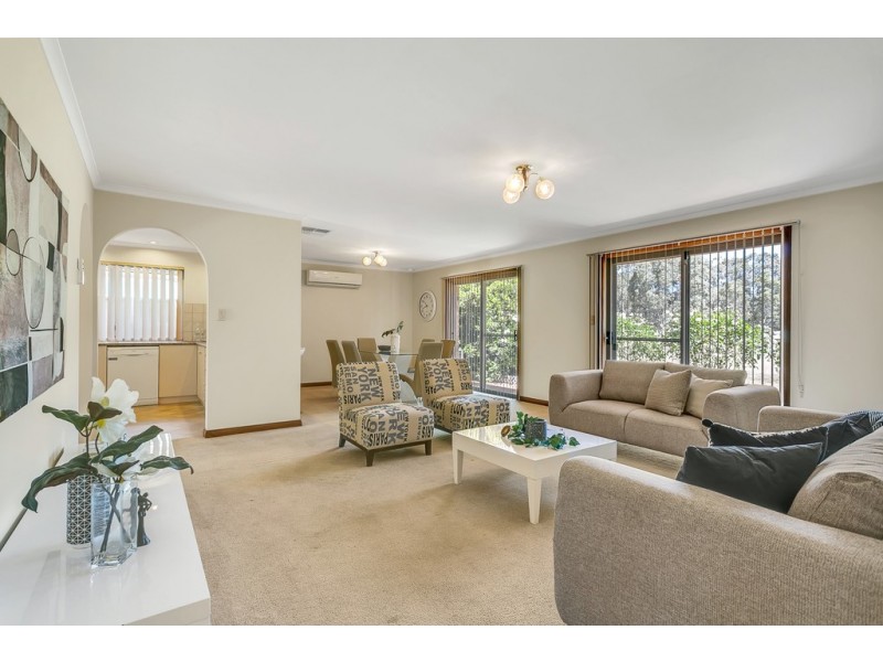 2 Dennis Street, Happy Valley SA 5159