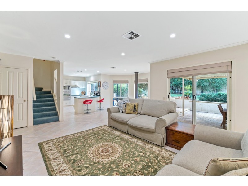 21 Corella Avenue, Chandlers Hill SA 5159