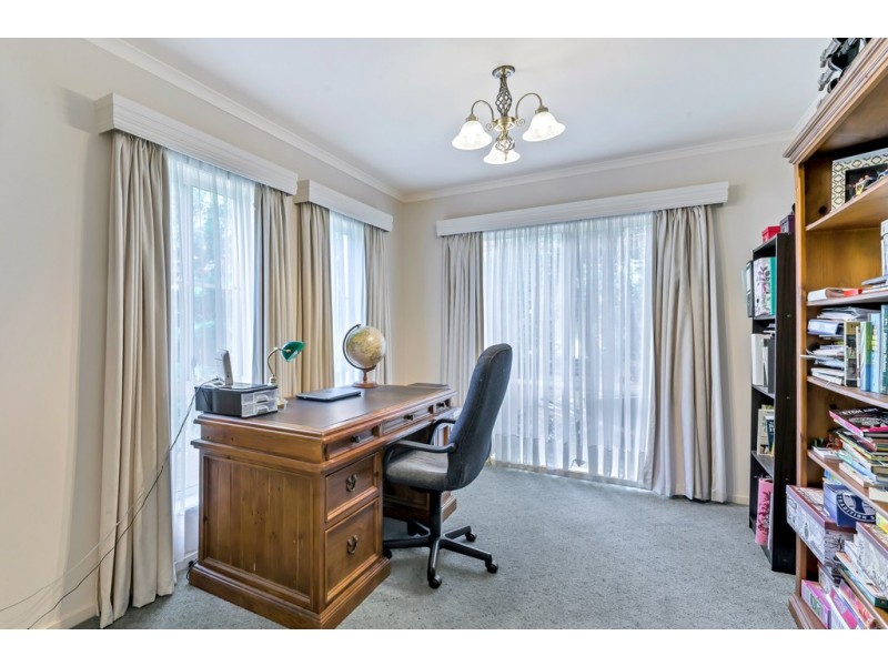 21 Corella Avenue, Chandlers Hill SA 5159