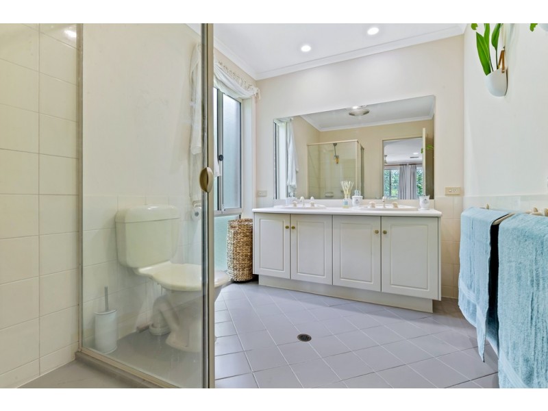 21 Corella Avenue, Chandlers Hill SA 5159